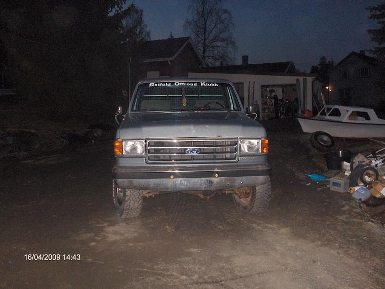 Ford F-250 XLT 005-forum.JPG