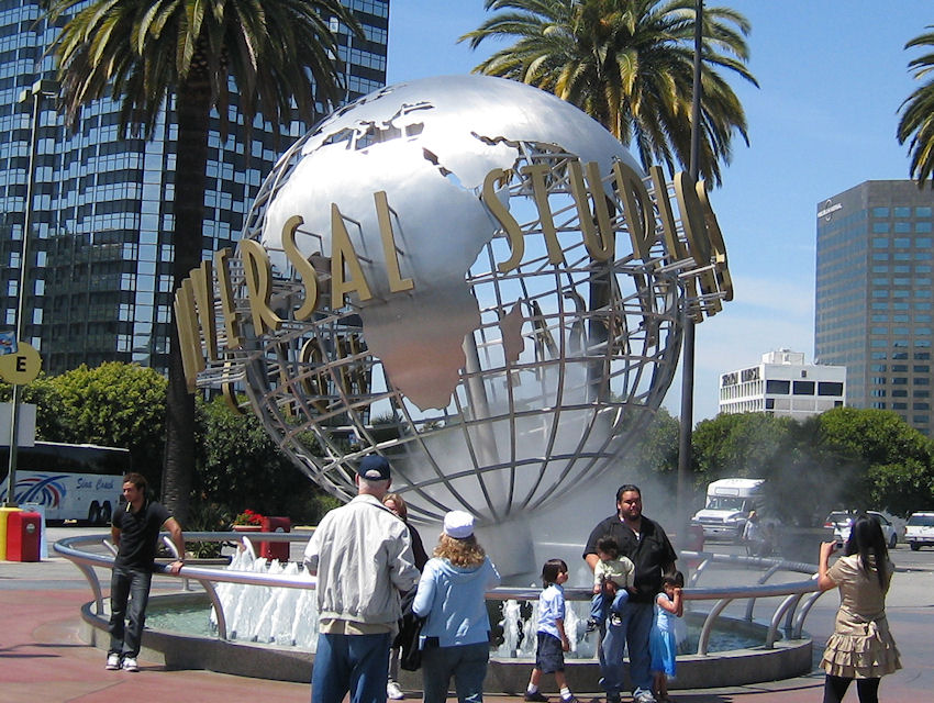Universal.jpg