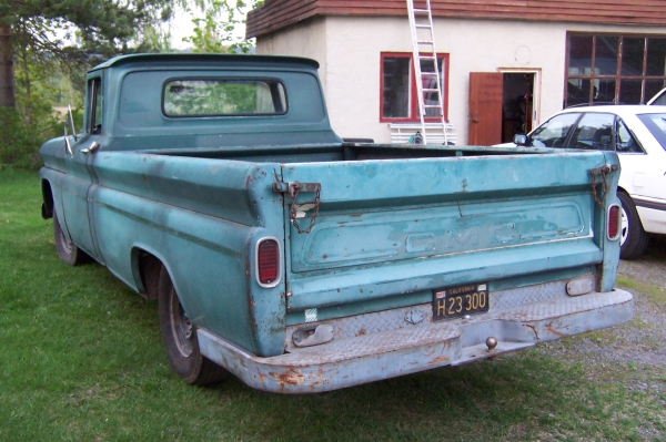 100_2284 gmc.jpg