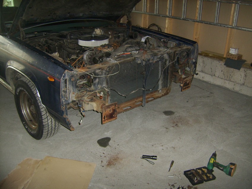 front_av2.jpg