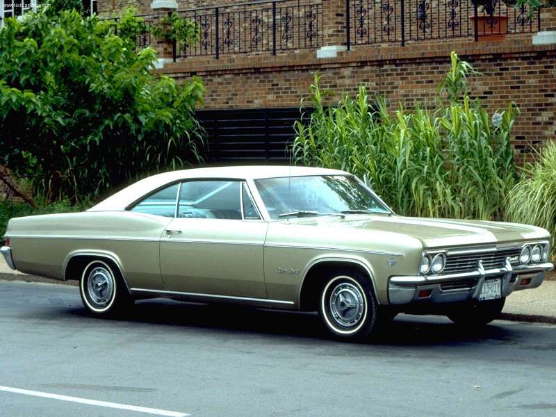 1966_Chevrolet_Impala_Super_Sport_800x600_03.jpg