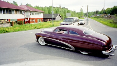 SMALL03.JPG