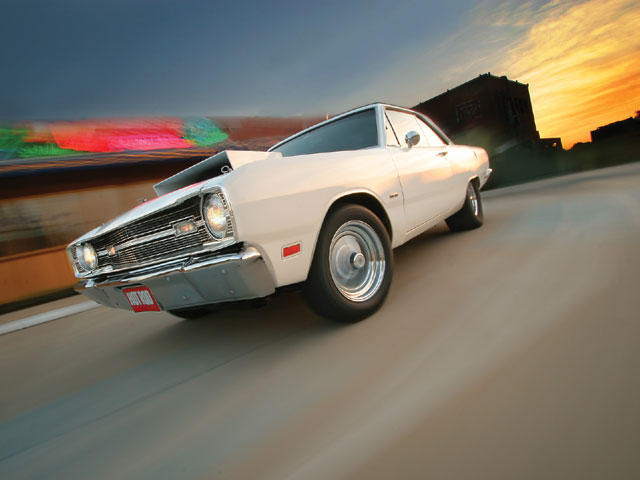 hrdp_0809_01_z+1969_dodge_dart+front_left.jpg