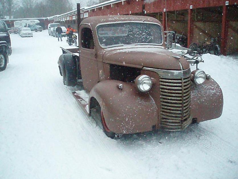 Kala Chevy truck.JPG