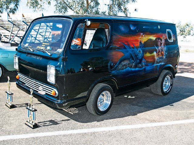 hppp_0701_14z+pontiac_heaven_car_show+1966_chevrolet_van.jpg