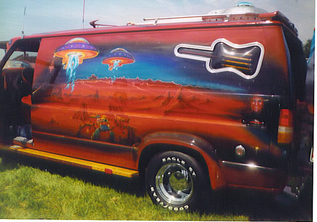 ufo van.jpg