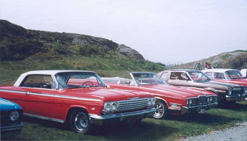 1962 Chevrolet Impala & Ford LTD Convertible.jpg