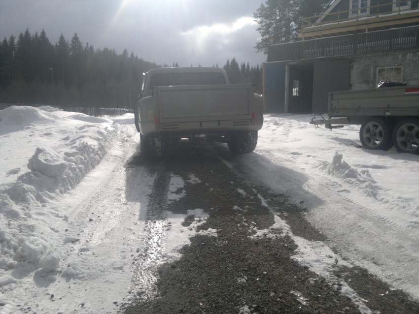 21032012310 (850 x 638).jpg