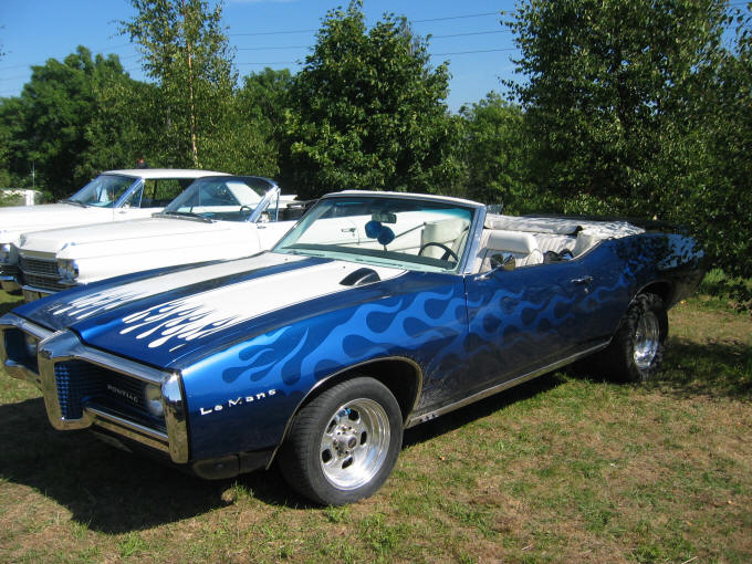 69pontiac002.jpg