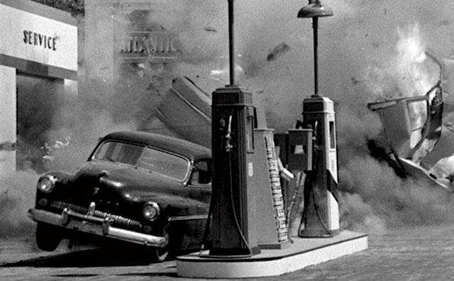 hdrp_0602_best_car_movies_06_z+thunder_road.jpg