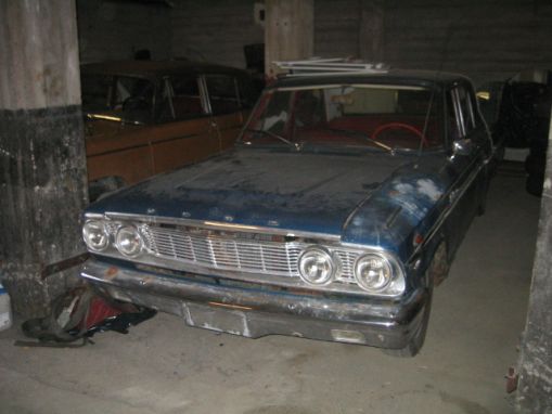 Ford Fairlane 021.jpg.jpg