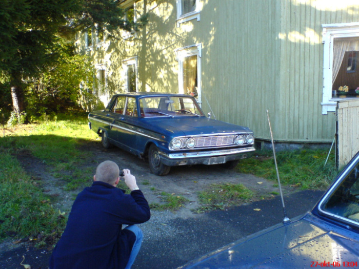 Ford Fairlane 64 002red.jpg