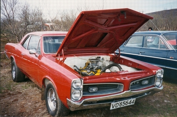 66 Pontiac Tempest.jpg