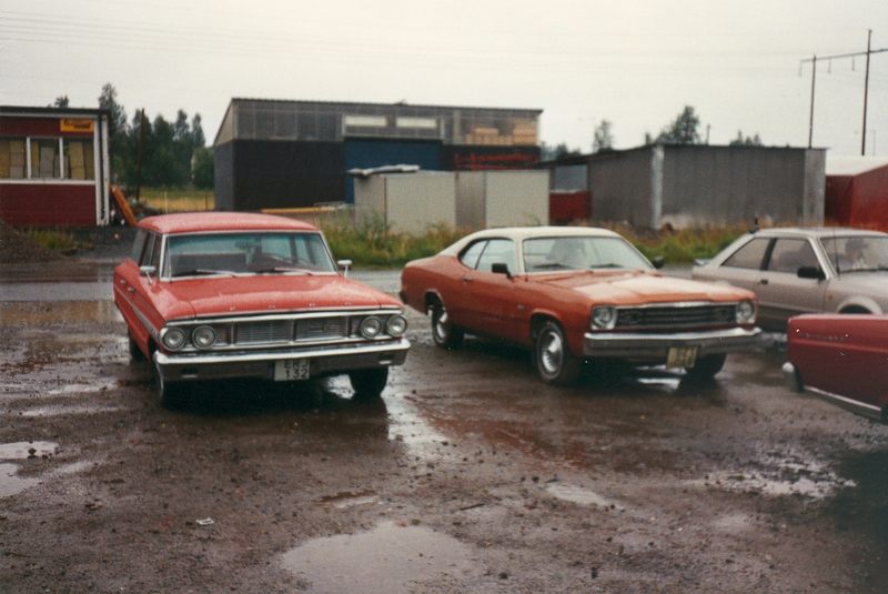 63 Ford og tidlig 70 Duster.JPG