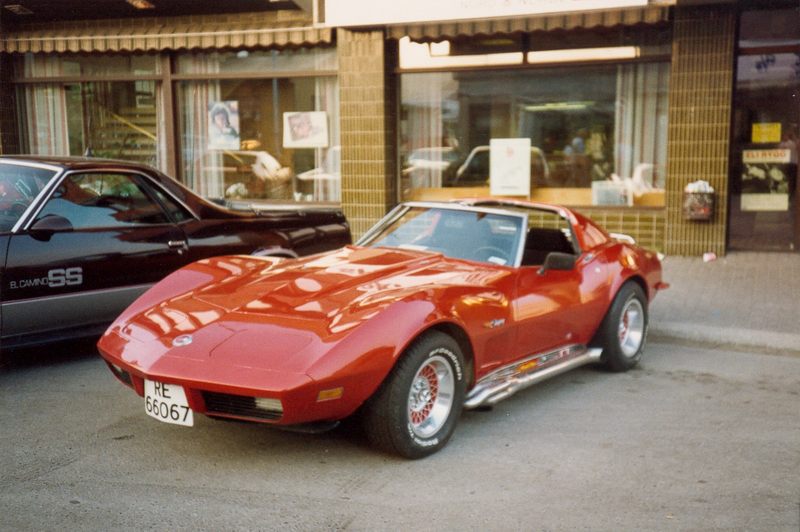 73 Corvette.JPG