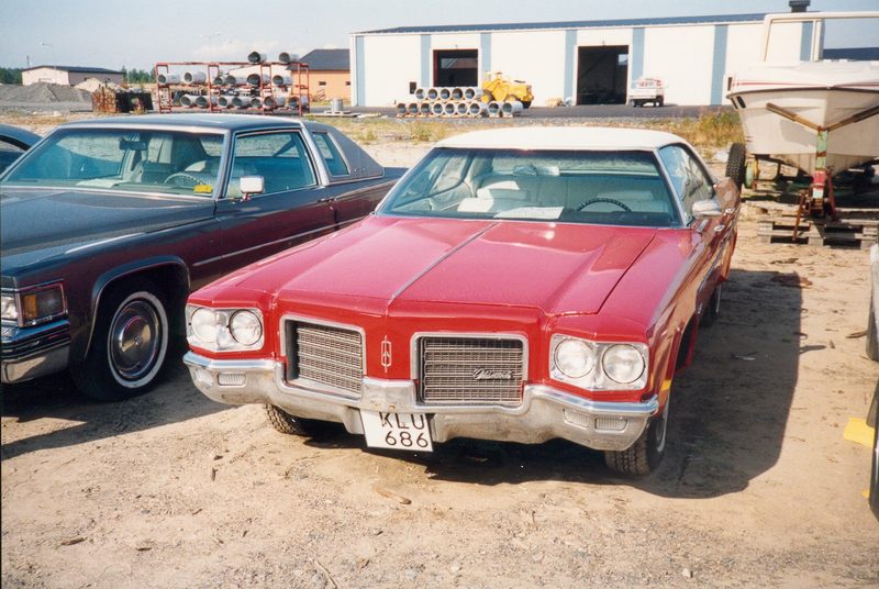 71 Oldsmobile Delta 88.JPG