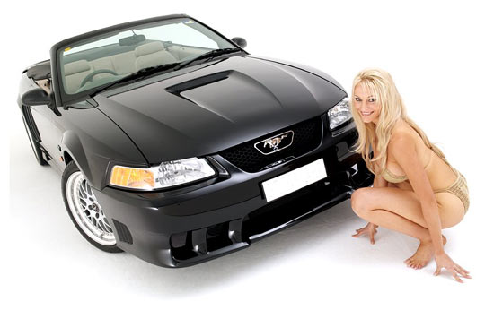 ford_mustang_sexycar1.jpg
