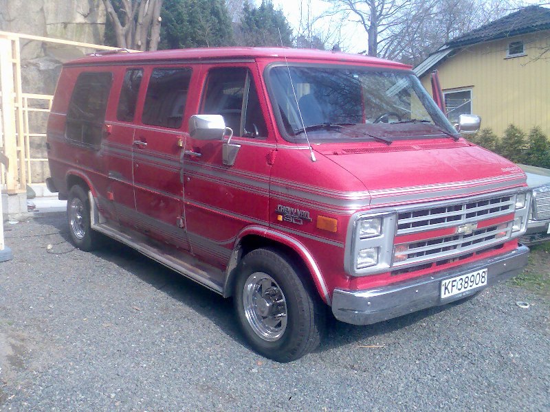 Van1.jpg