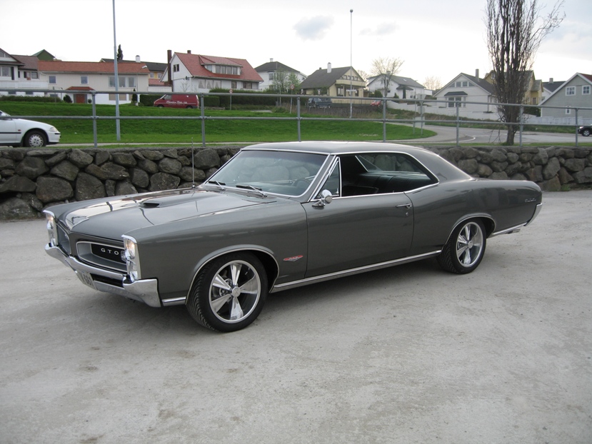 pontiacen_gto1.JPG