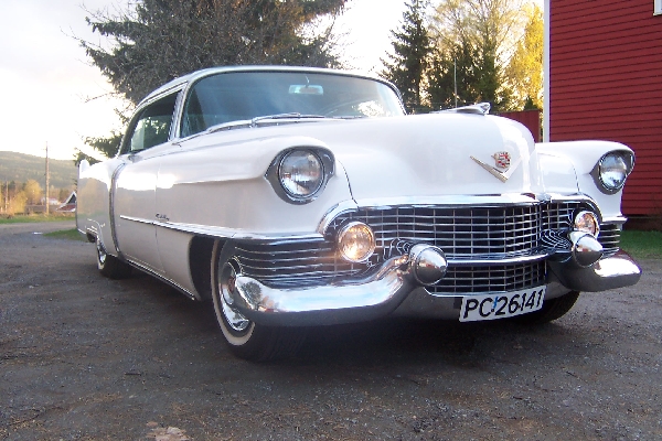100_1906   cadillac.jpg